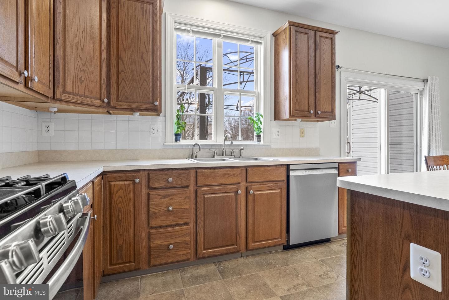 620 Birchleaf Drive photo 25