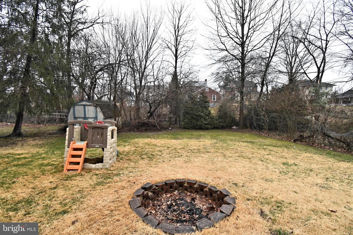 2620 Hillcrest Avenue photo 50