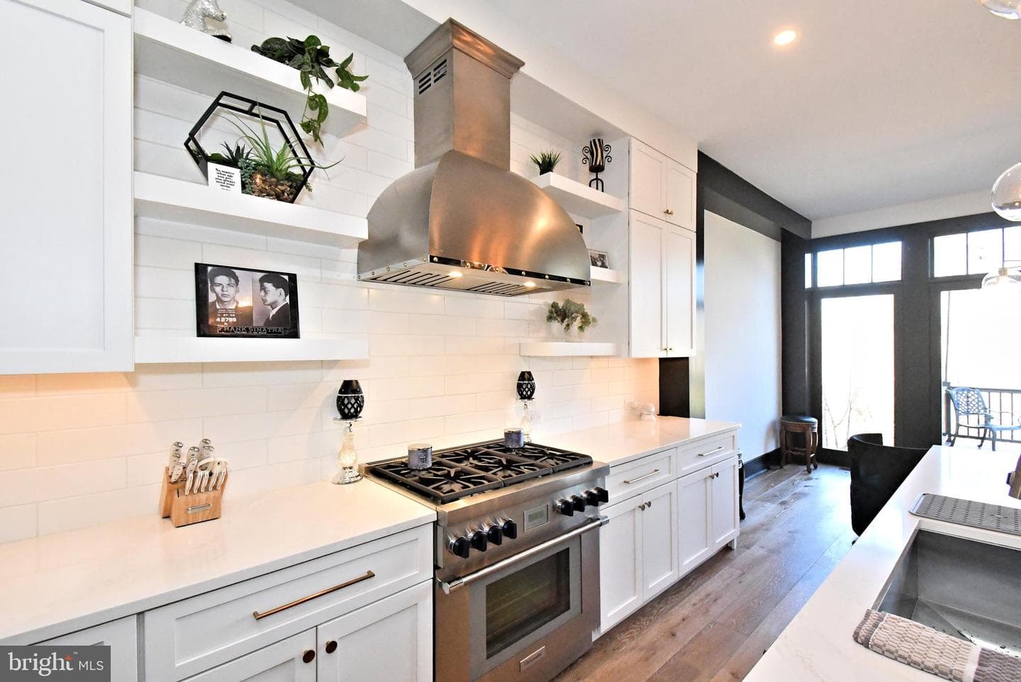 10 Richards Way photo 25