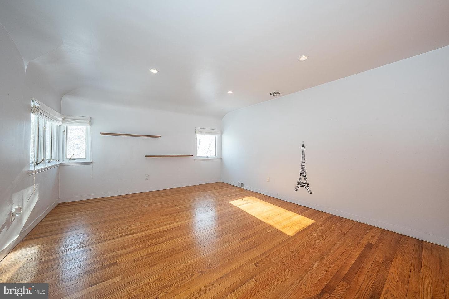 241 Cheswold Lane photo 41
