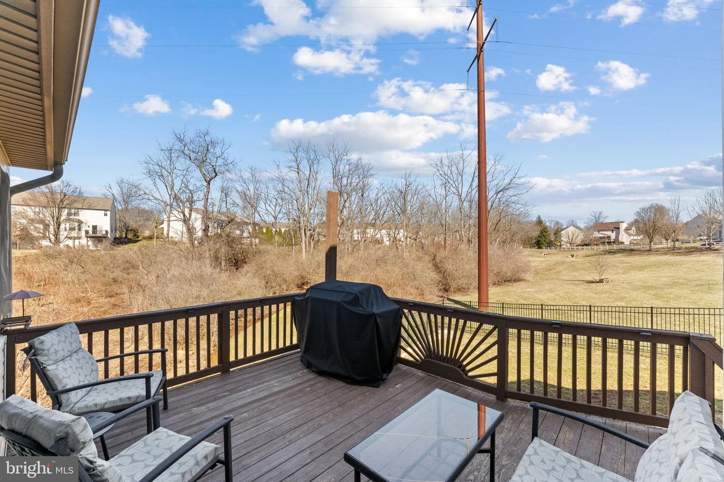 306 Sherwood Court N photo 38