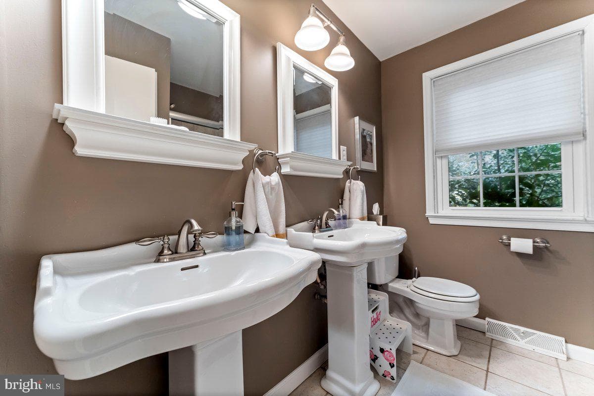 706 Sural Lane photo 27