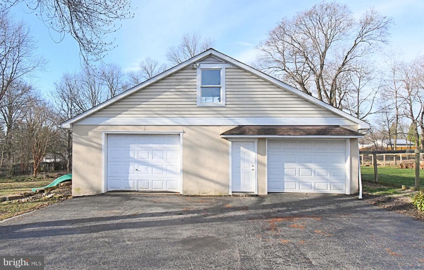 128 Oakdale Avenue photo 64