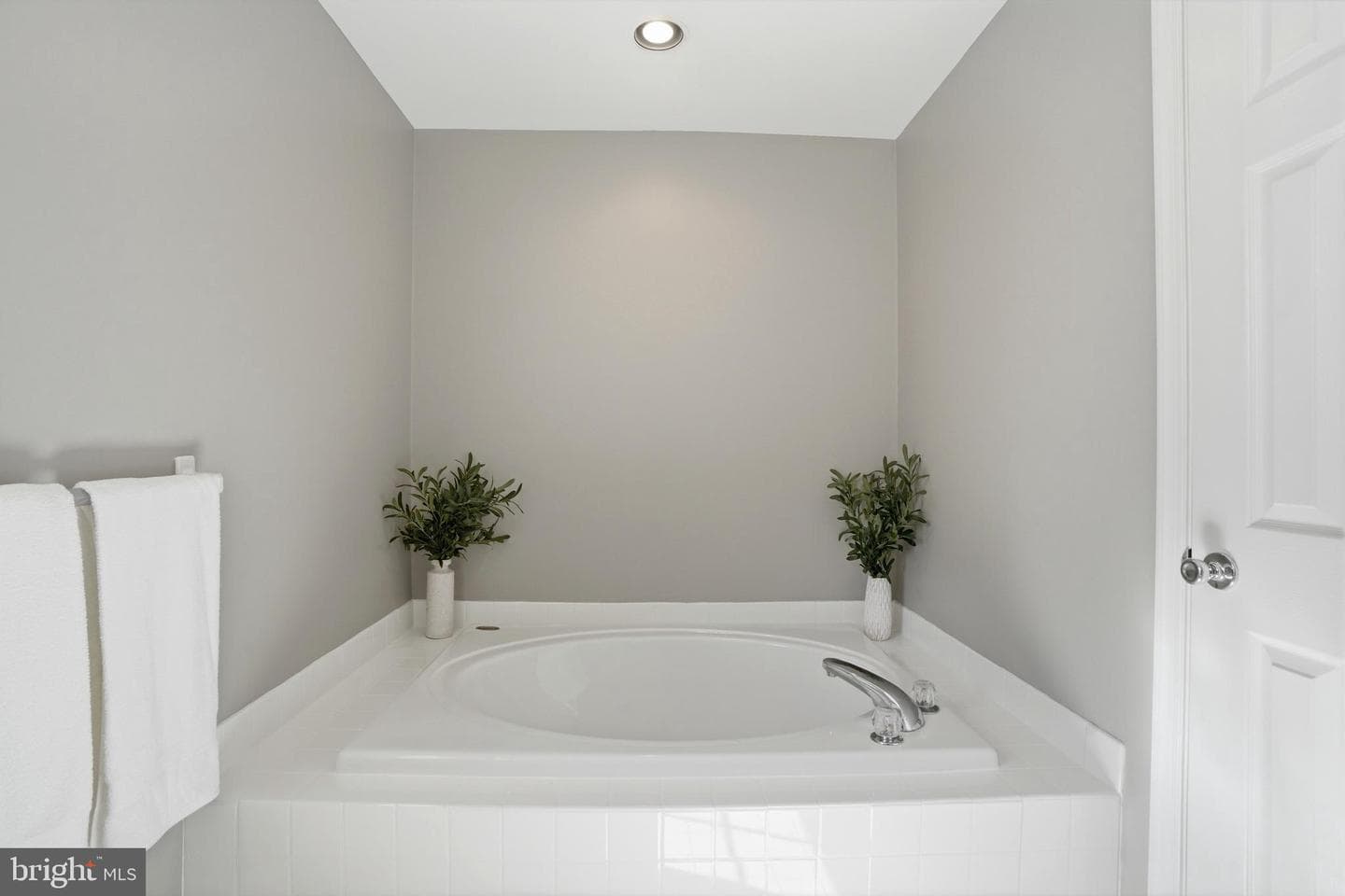 1109 Cornwallis Way photo 30