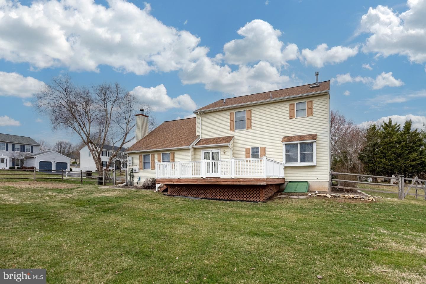 1537 Meadowview Drive photo 22