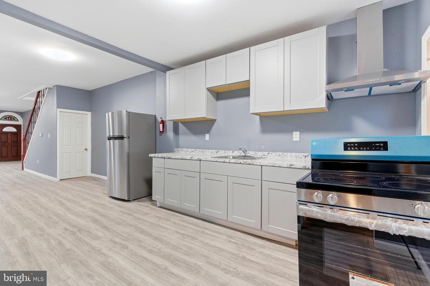 111 Hanover photo 19