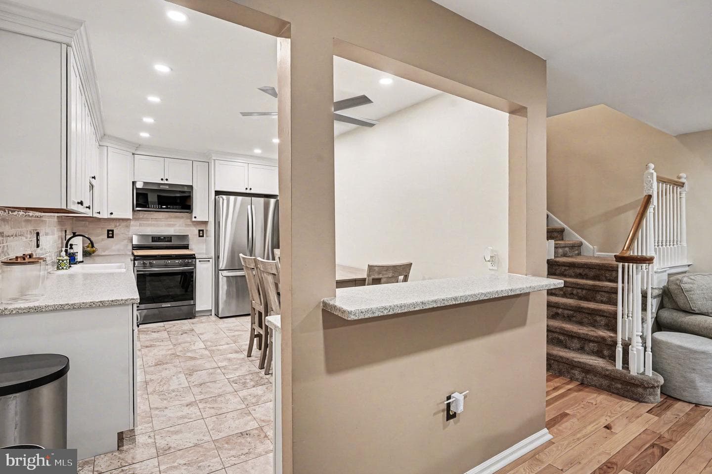 98 Forrest Court photo 10