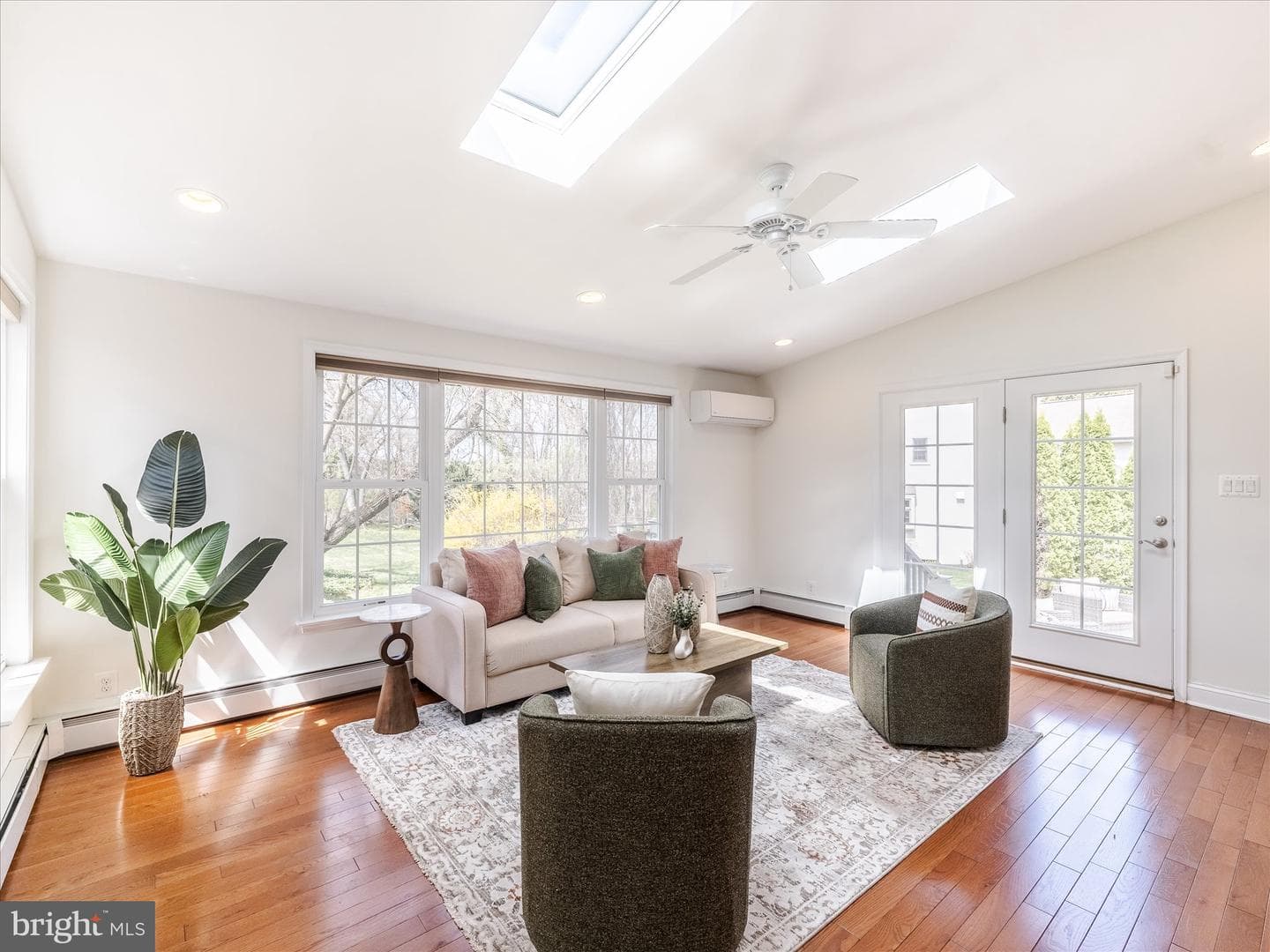 419 Vernon Road photo 19