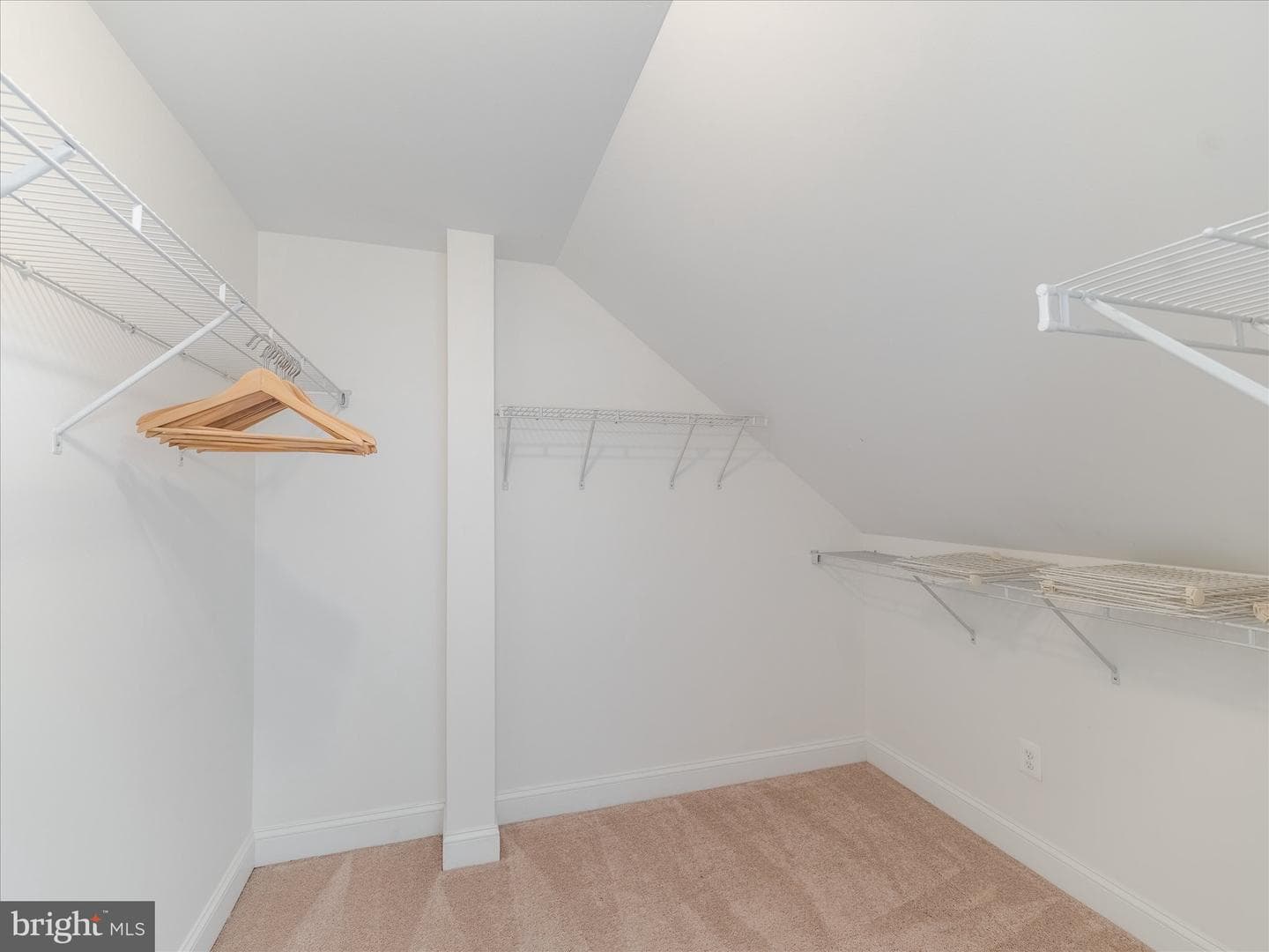 419 Vernon Road photo 30