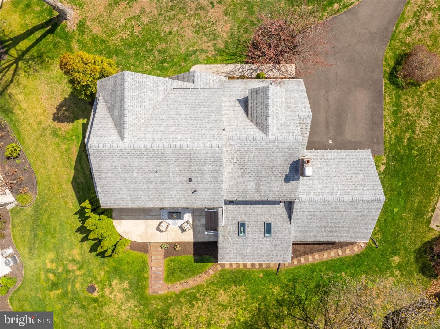 419 Vernon Road photo 45