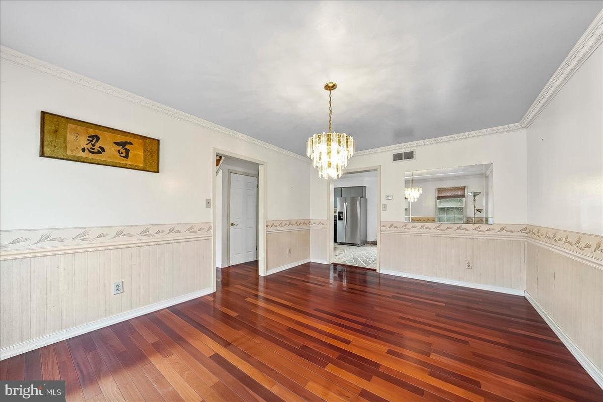 121 Gwynmont Drive photo 10