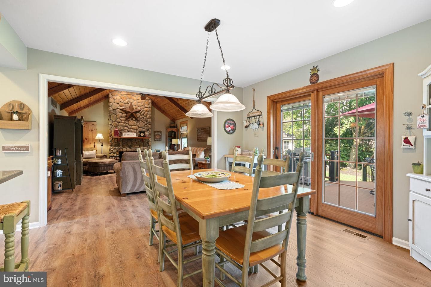 535 Olivia Way photo 8