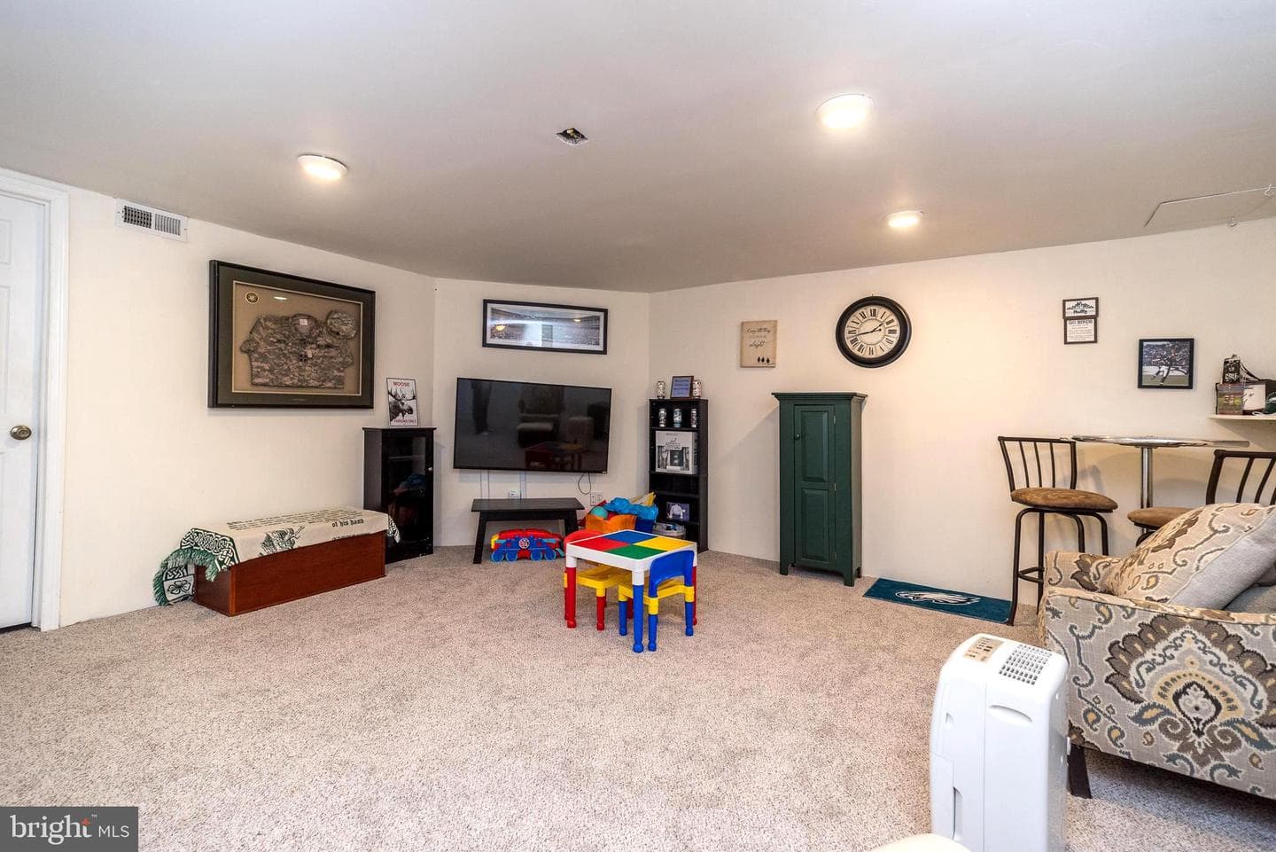 400 Calverton Court photo 32