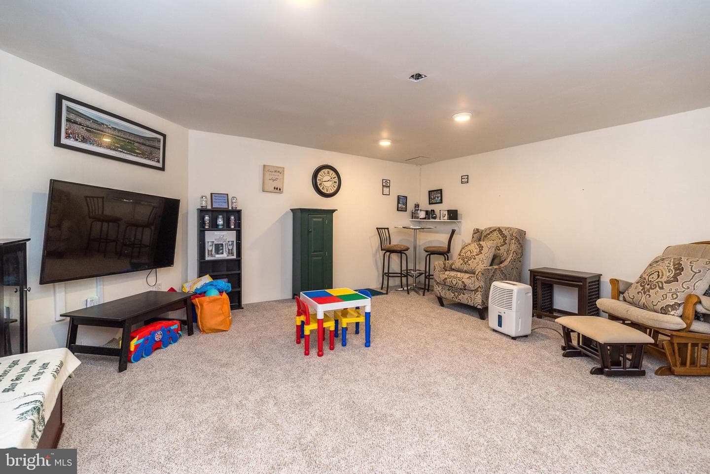400 Calverton Court photo 33