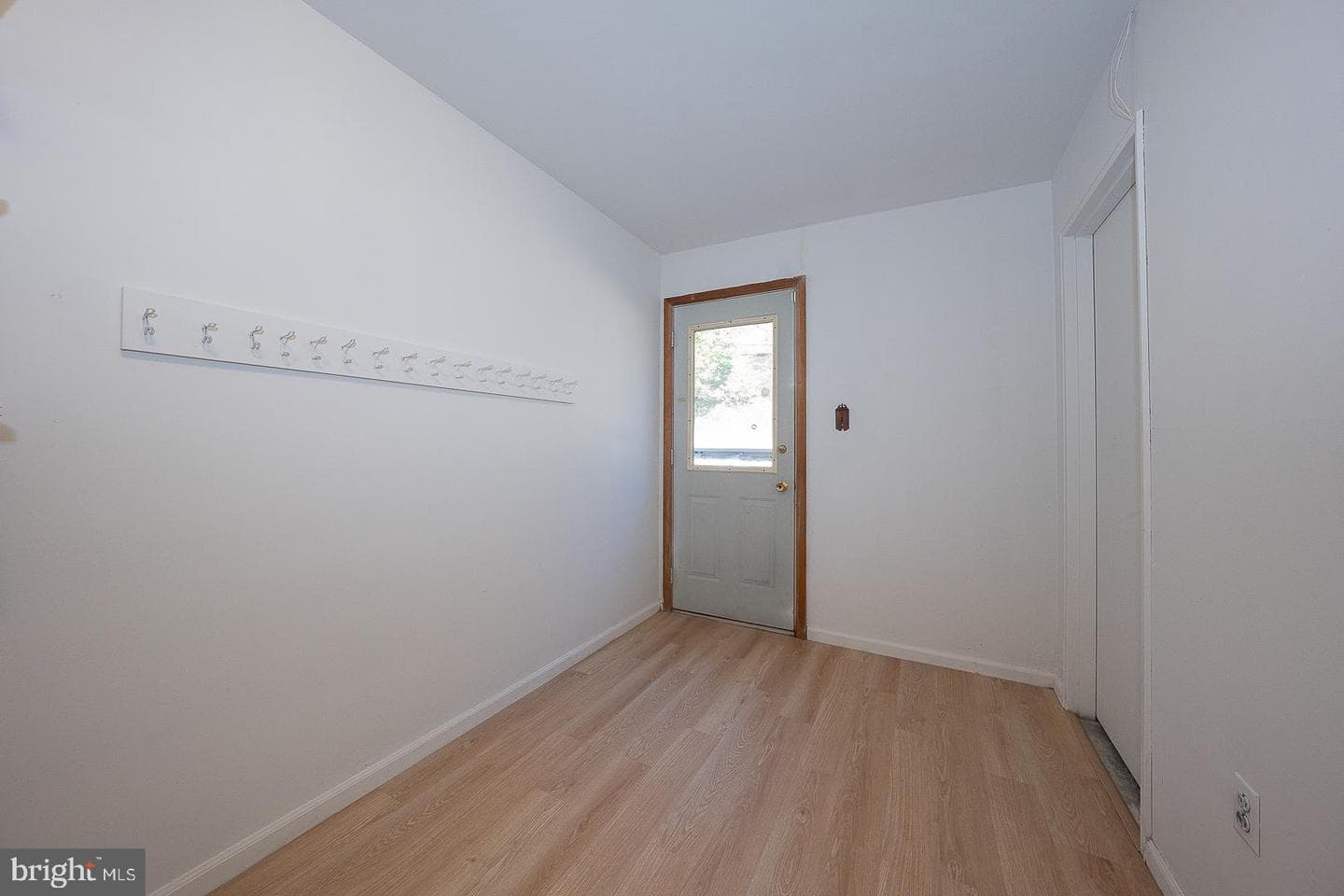 485 Garrison Way photo 28