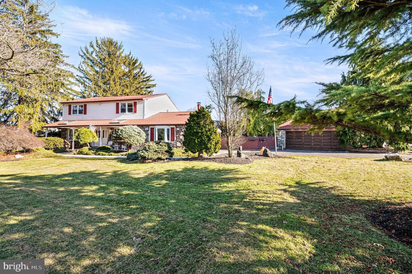 947 Barnswallow Lane photo 2