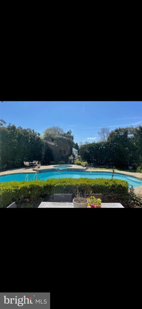 947 Barnswallow Lane photo 49