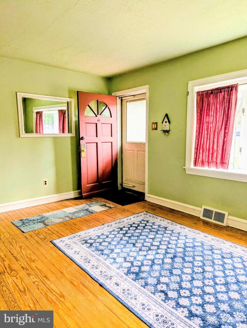 2941 Sunset Avenue photo 5