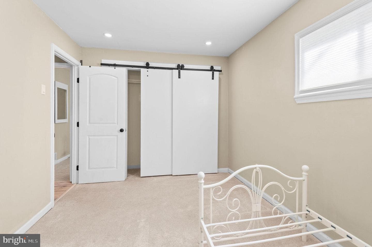 2972 Madison Avenue photo 12
