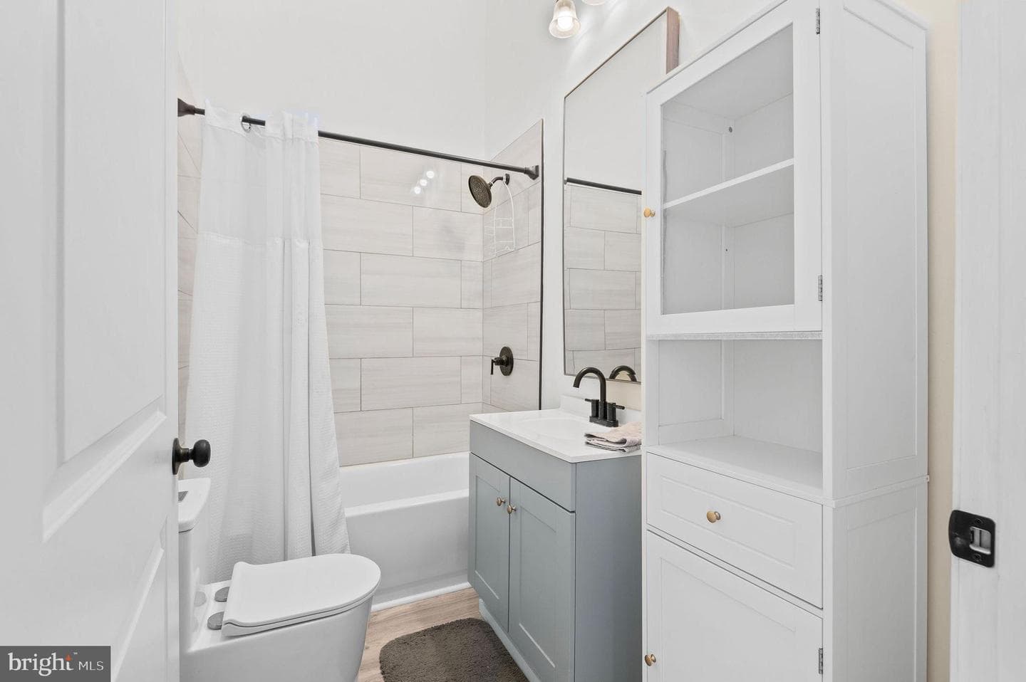 2972 Madison Avenue photo 22