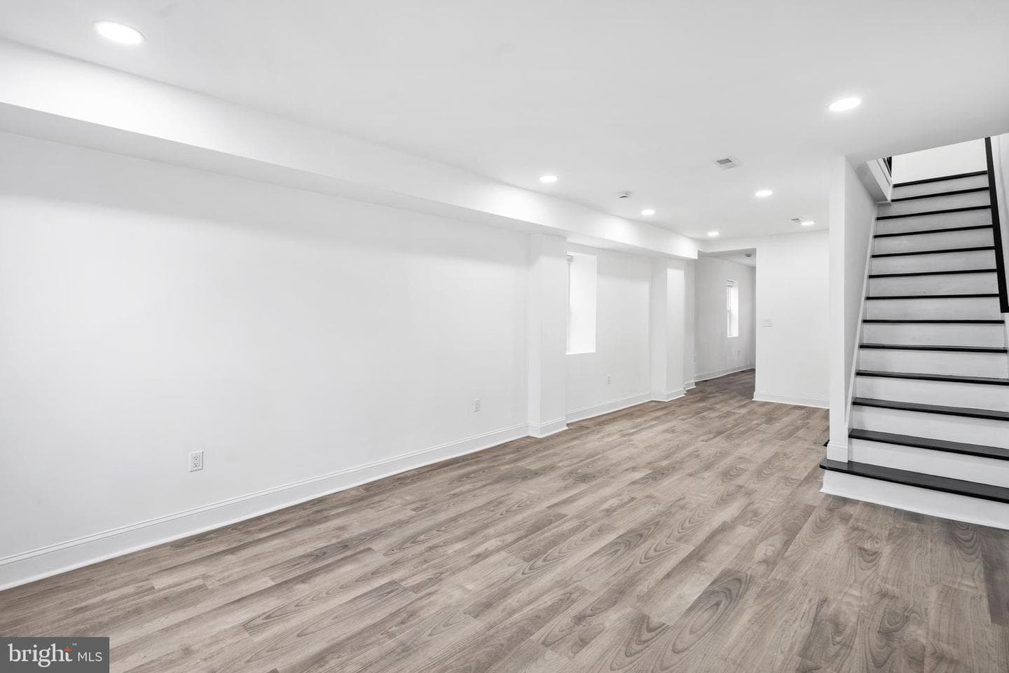 333 E Penn Street photo 5