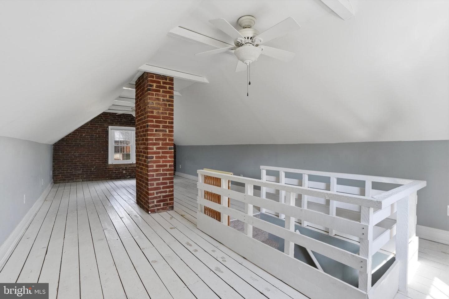 359 Lismore Avenue photo 35