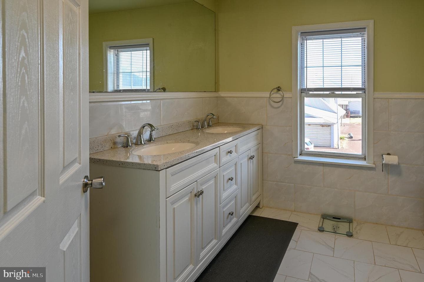 29 W Vine Street photo 13