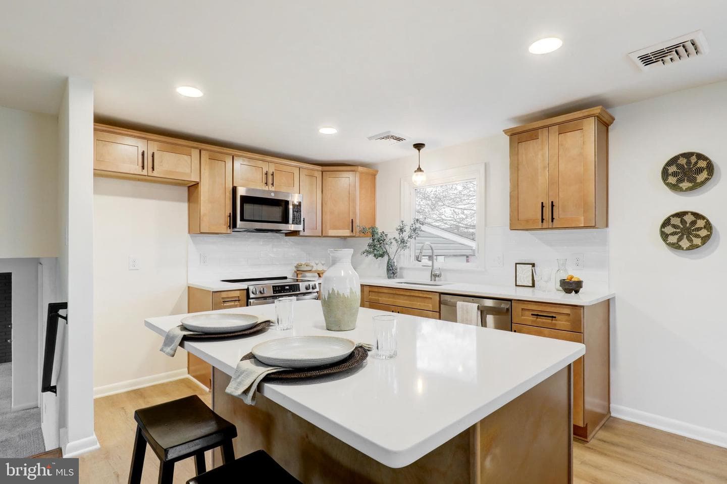 1118 Emerald Avenue photo 10