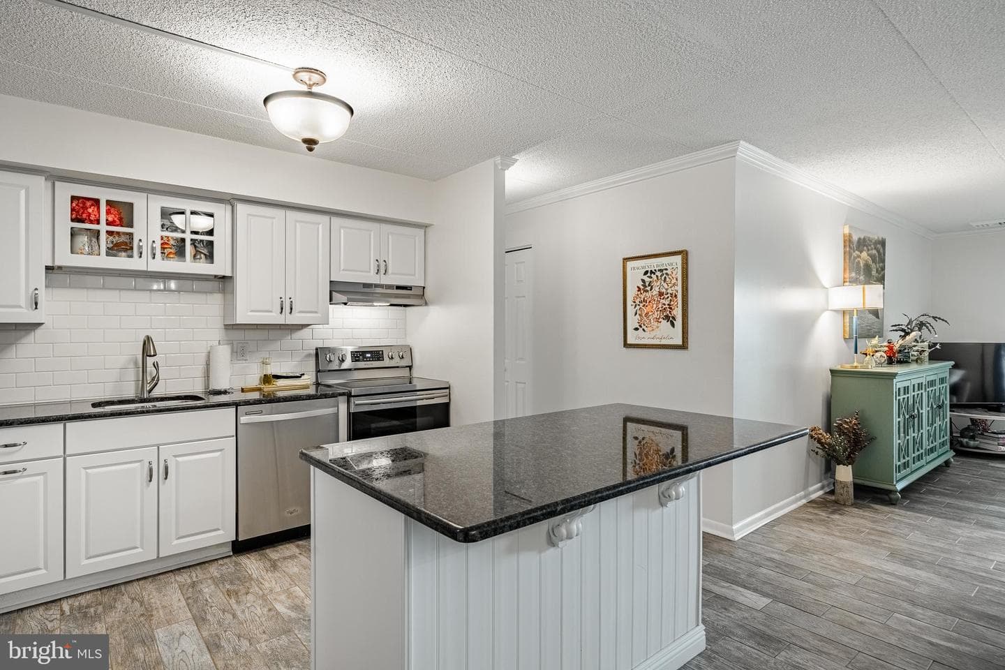 10713 Valley Forge Circle #713 photo 6