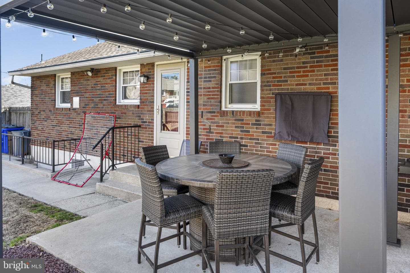1243 Pine Street photo 16
