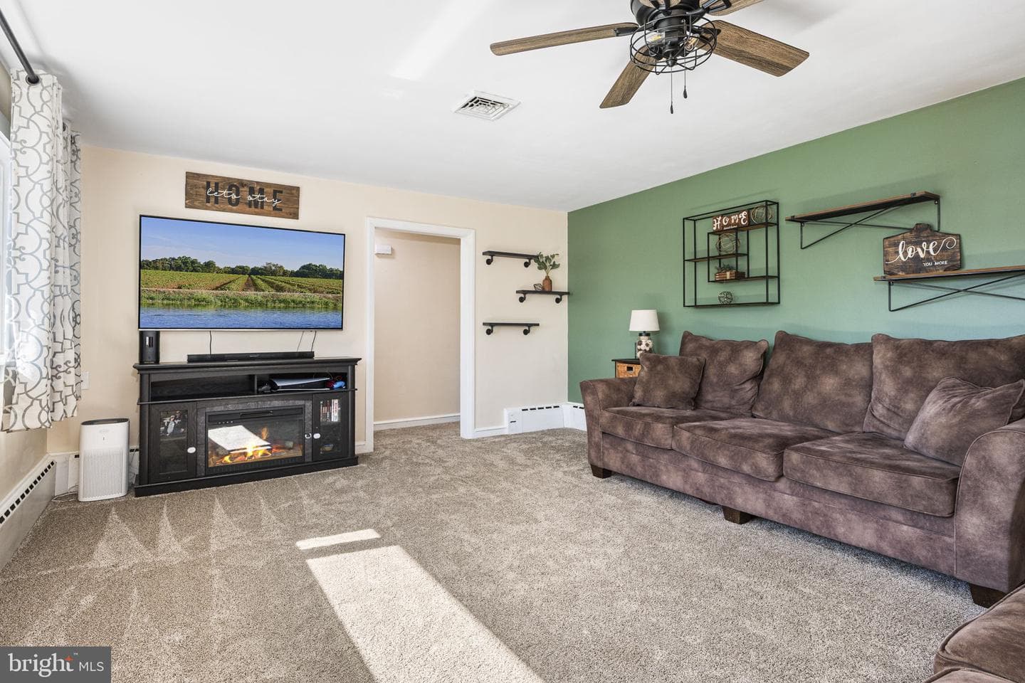 1243 Pine Street photo 2