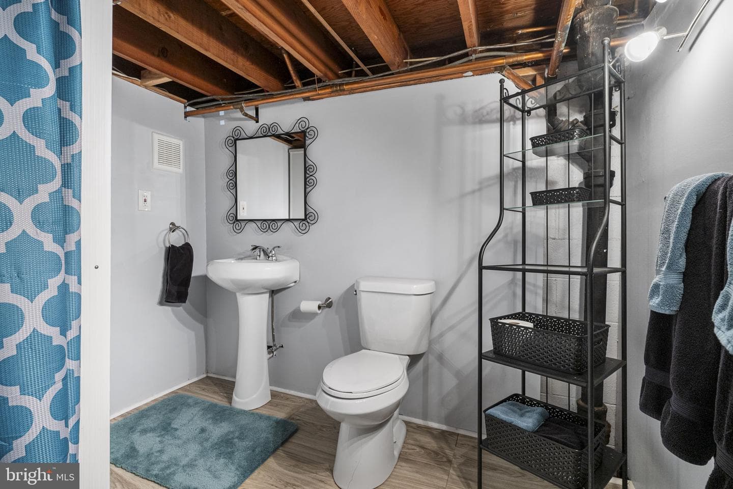 1243 Pine Street photo 22