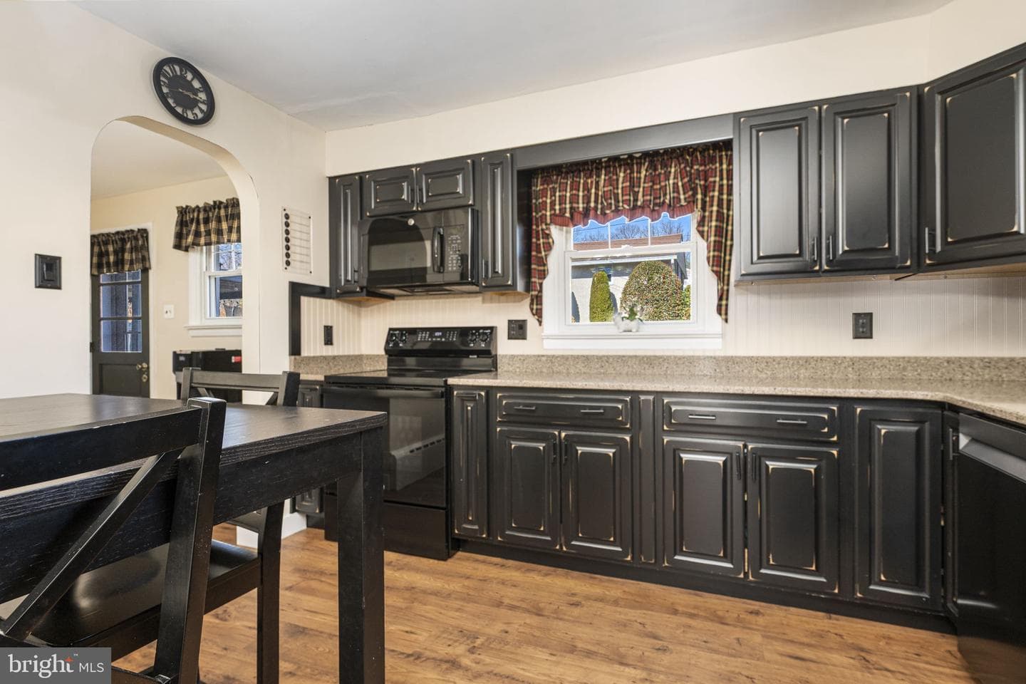 1243 Pine Street photo 7