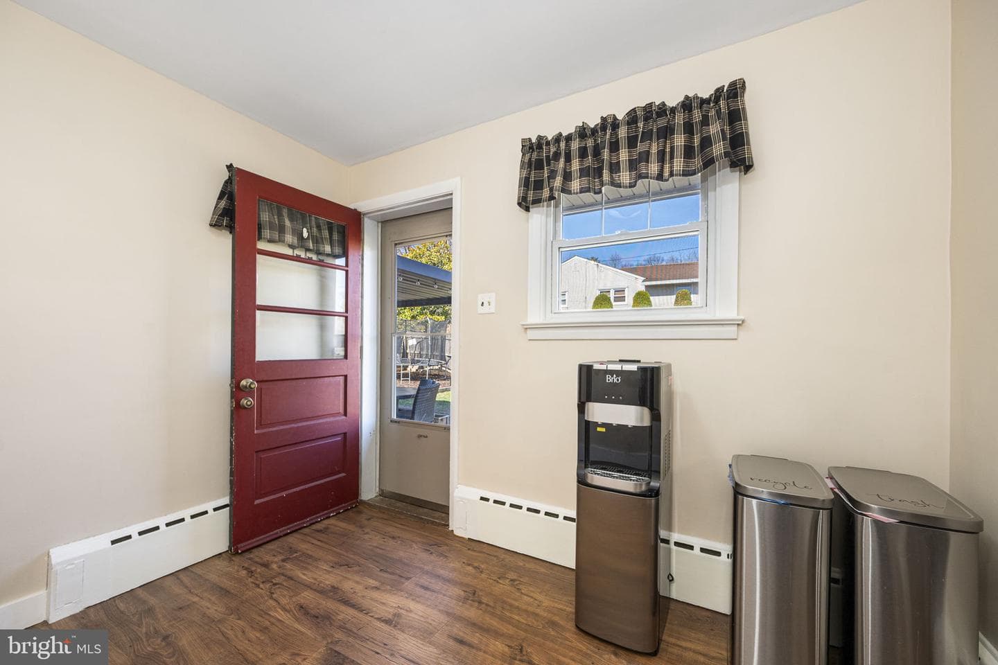 1243 Pine Street photo 8