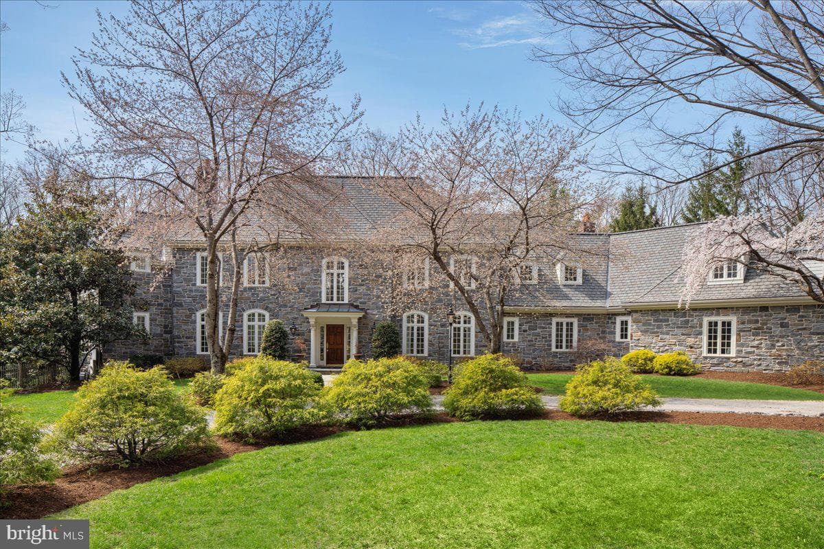 840 Harriton Road, Bryn Mawr