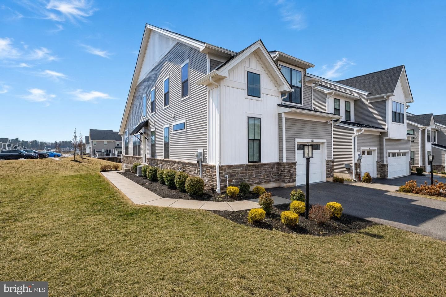 34 Tamarack Circle photo 3
