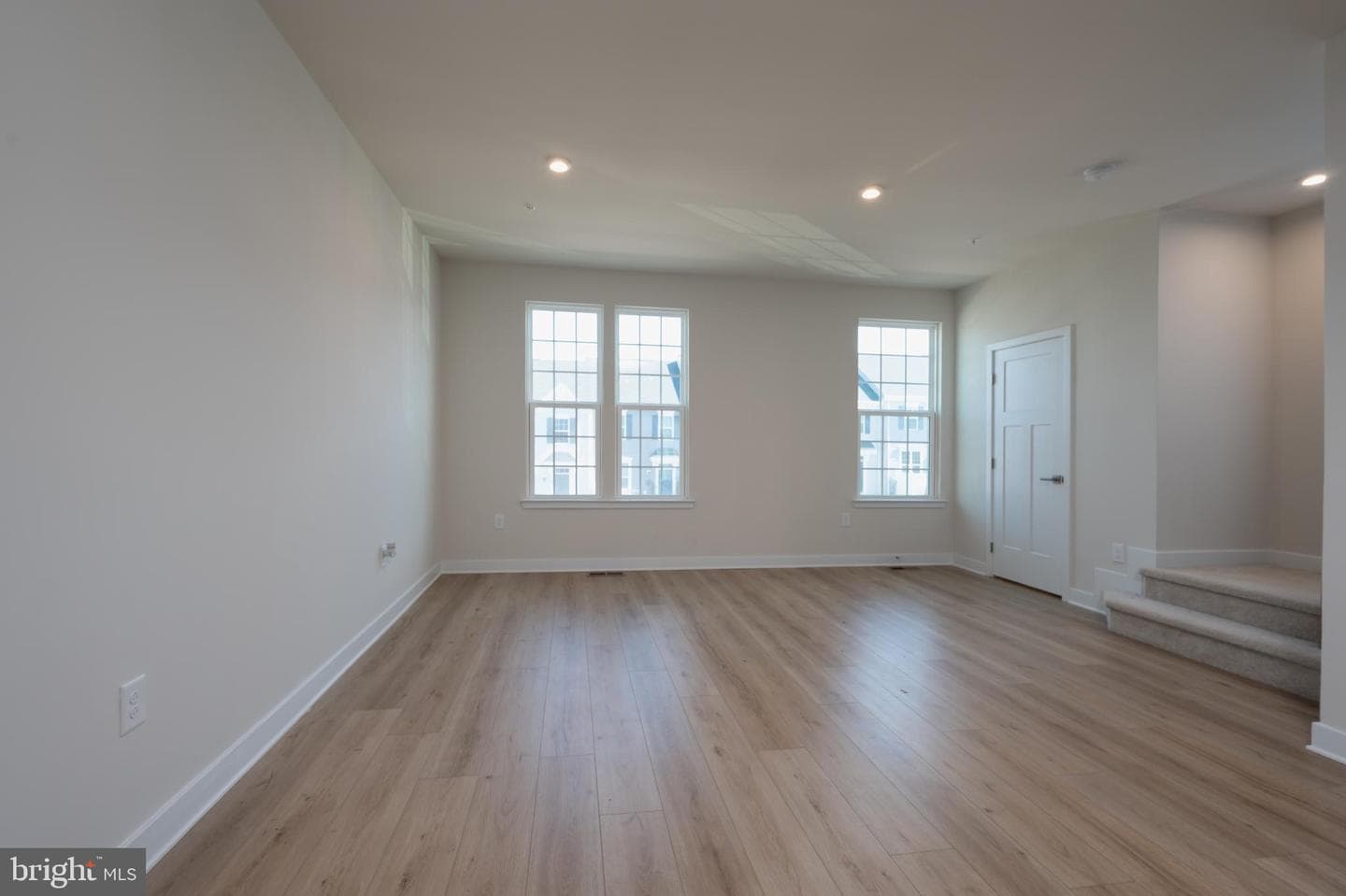 121 Chase Lane photo 18