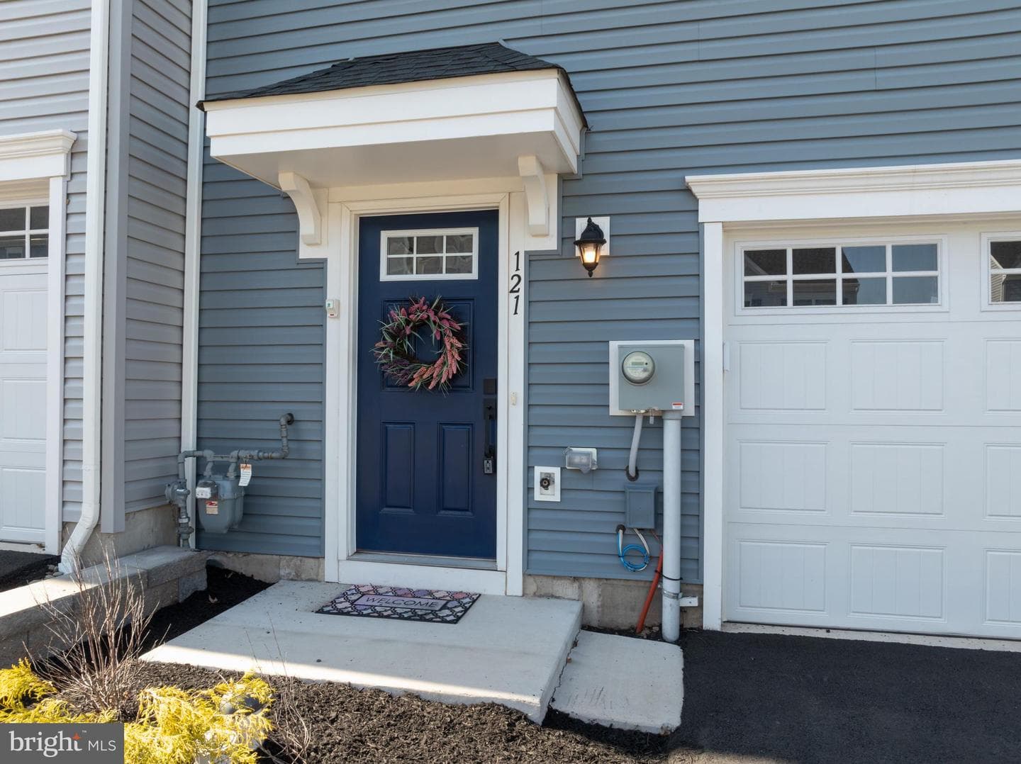 121 Chase Lane photo 2
