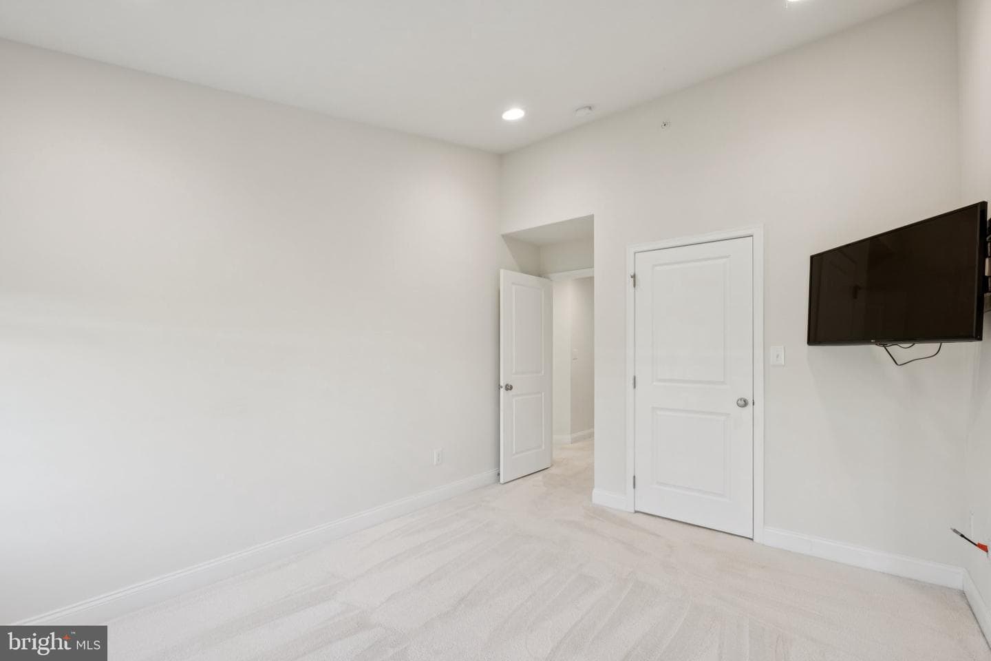 2133 Julia Drive photo 32