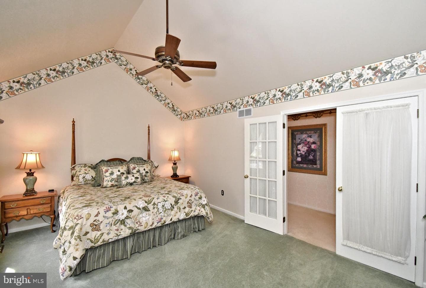 115 Hanover Avenue photo 42