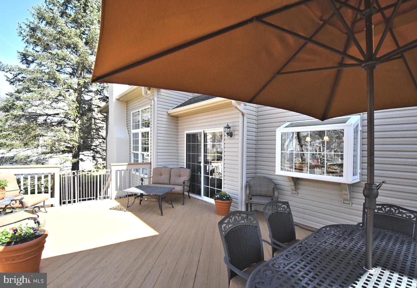 115 Hanover Avenue photo 78