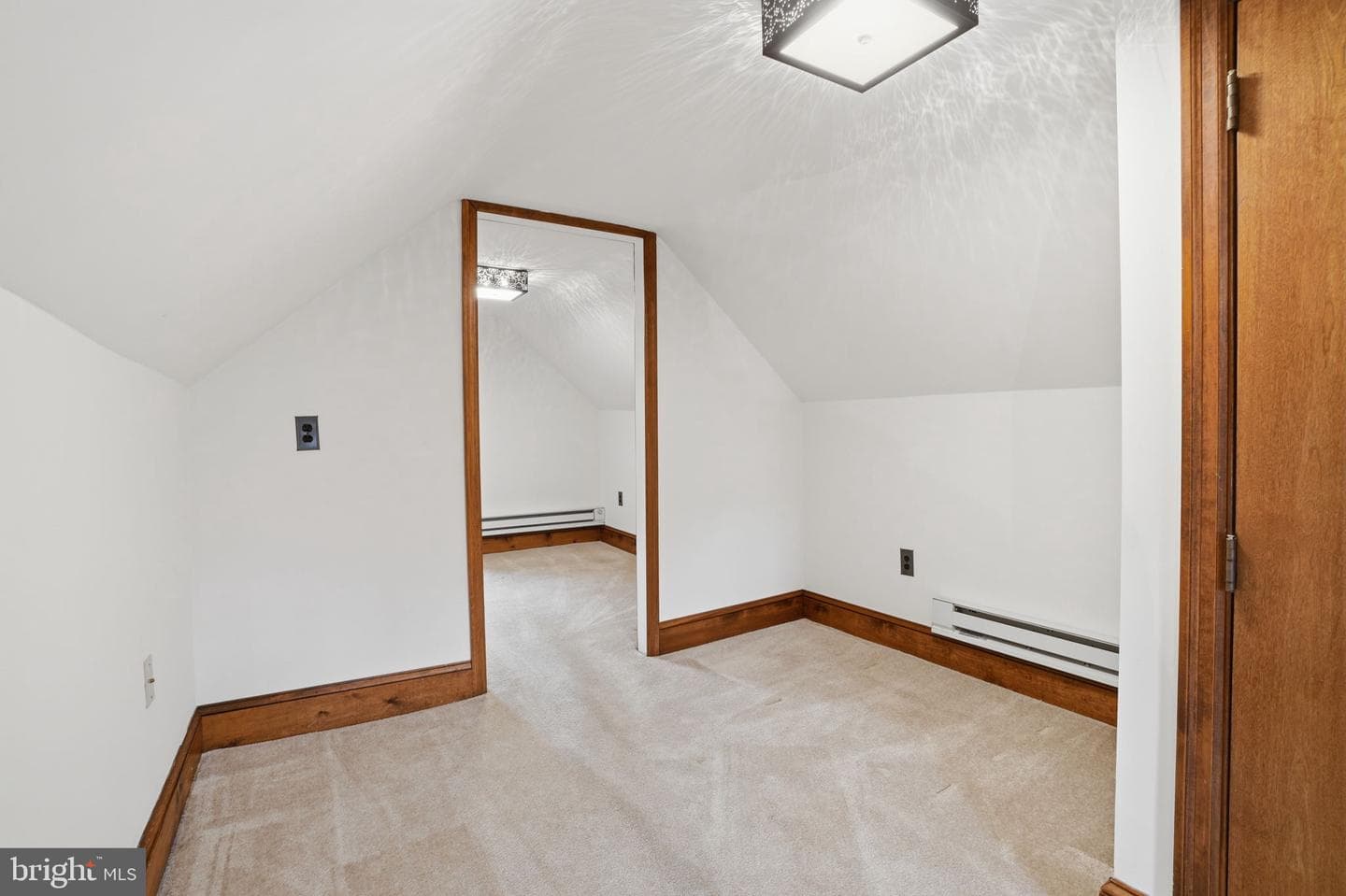 1514 Maple Avenue photo 22