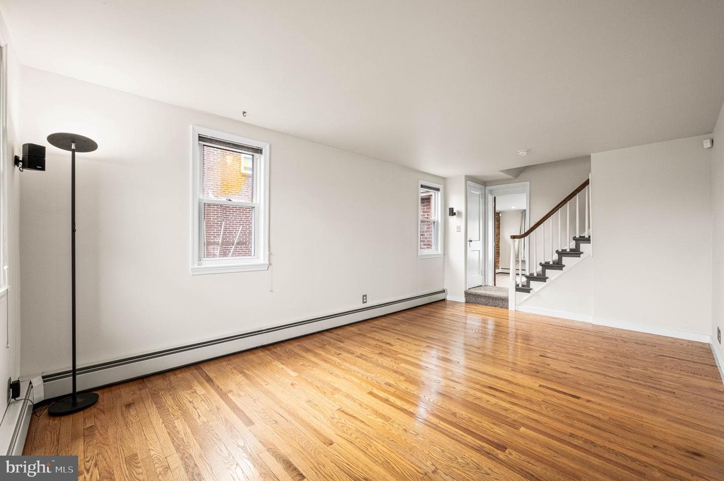 241 W King Street photo 5