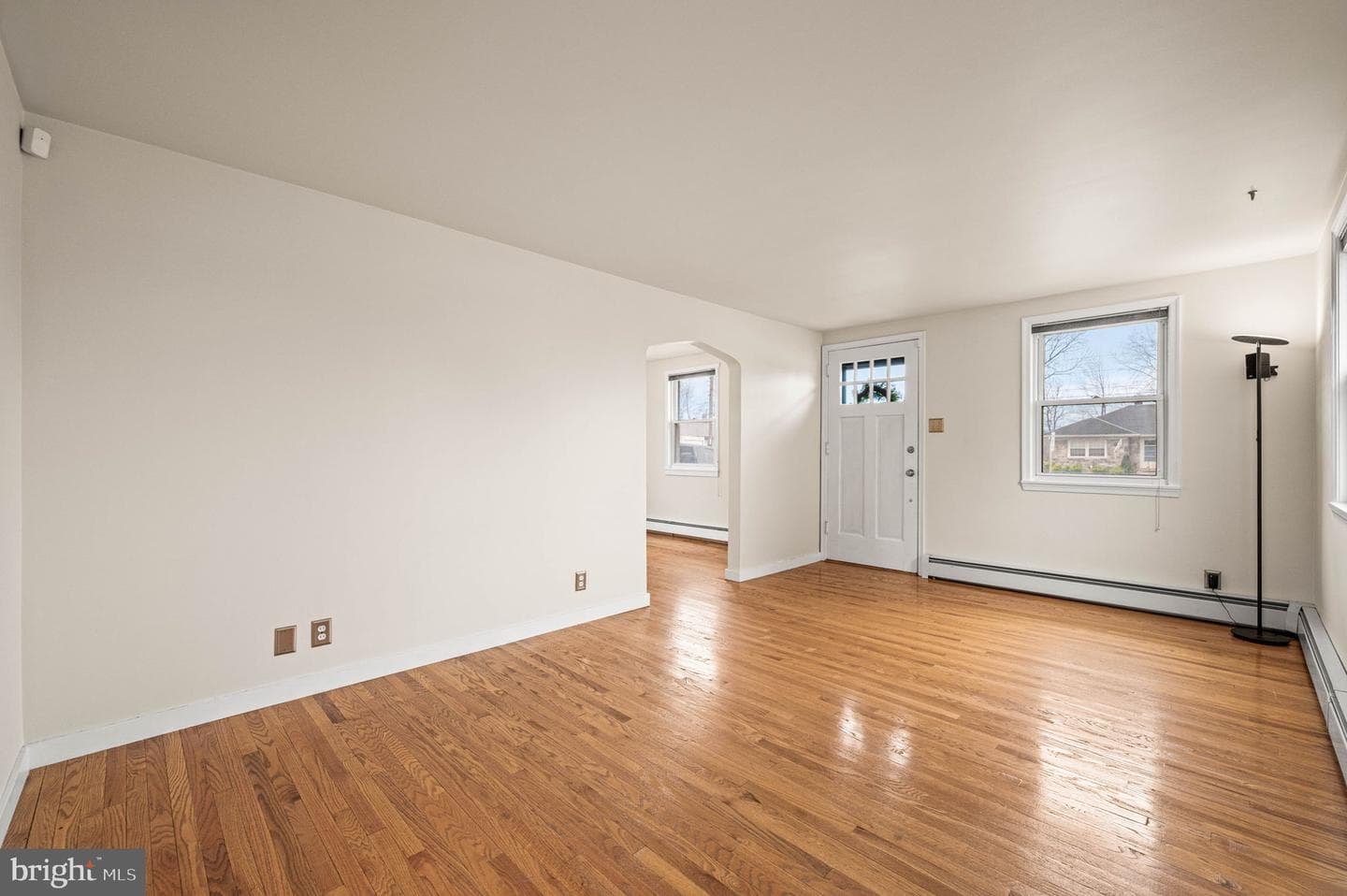 241 W King Street photo 7