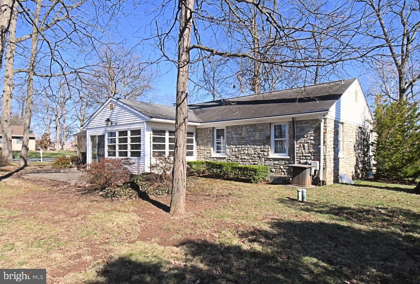 227 W Reliance Road photo 46