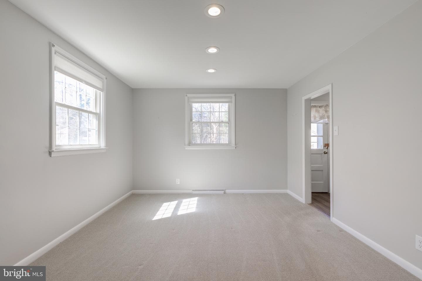 1509 E Pleasant Avenue photo 11