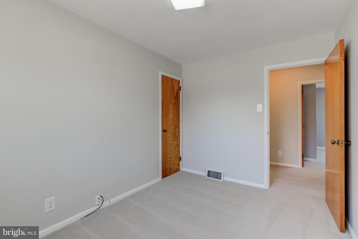 1509 E Pleasant Avenue photo 29