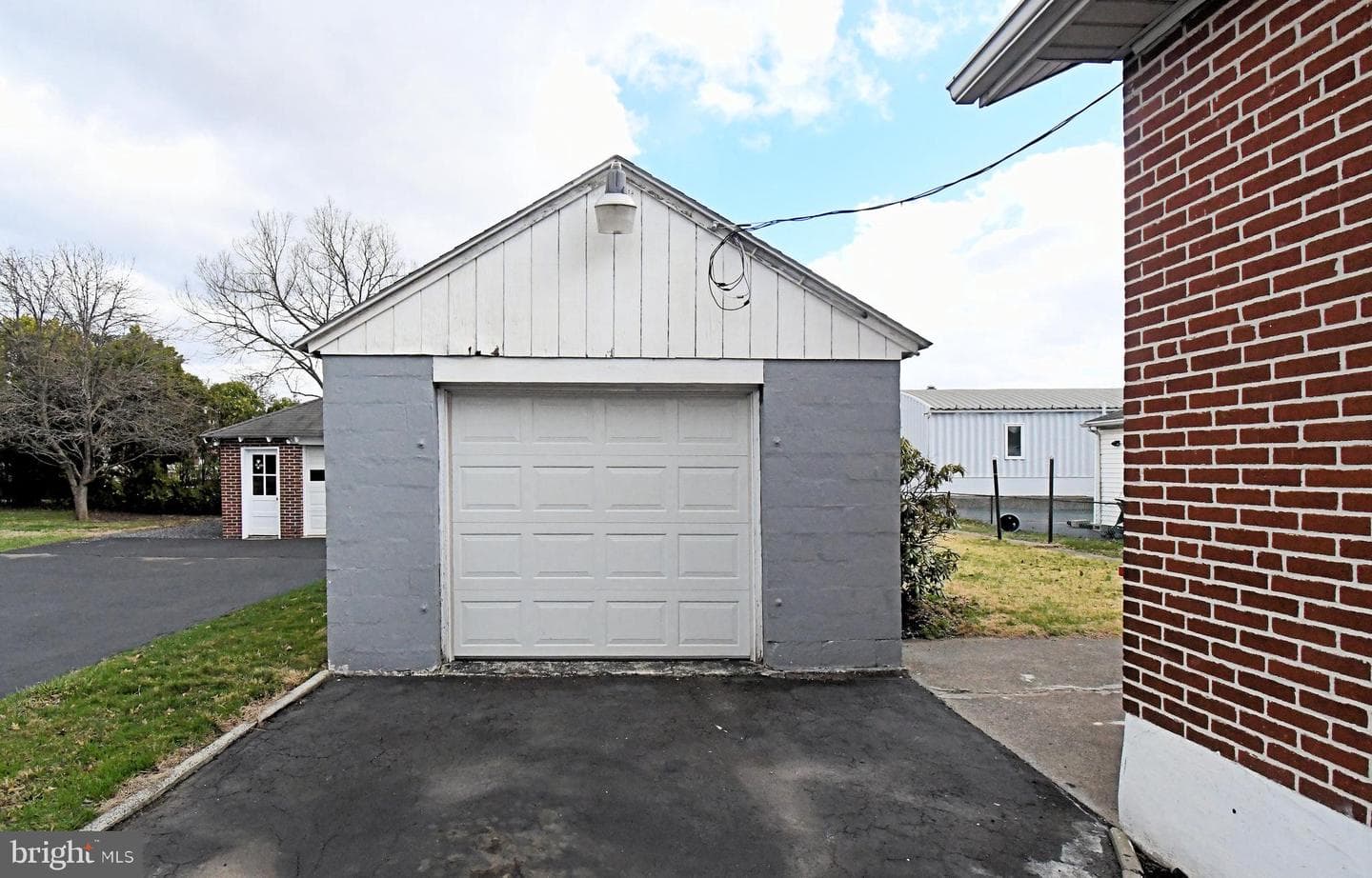 20 E Howard Street photo 15