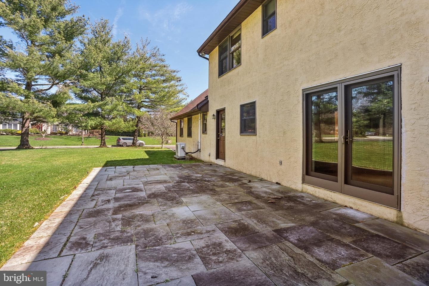 1 Saljon Court photo 74