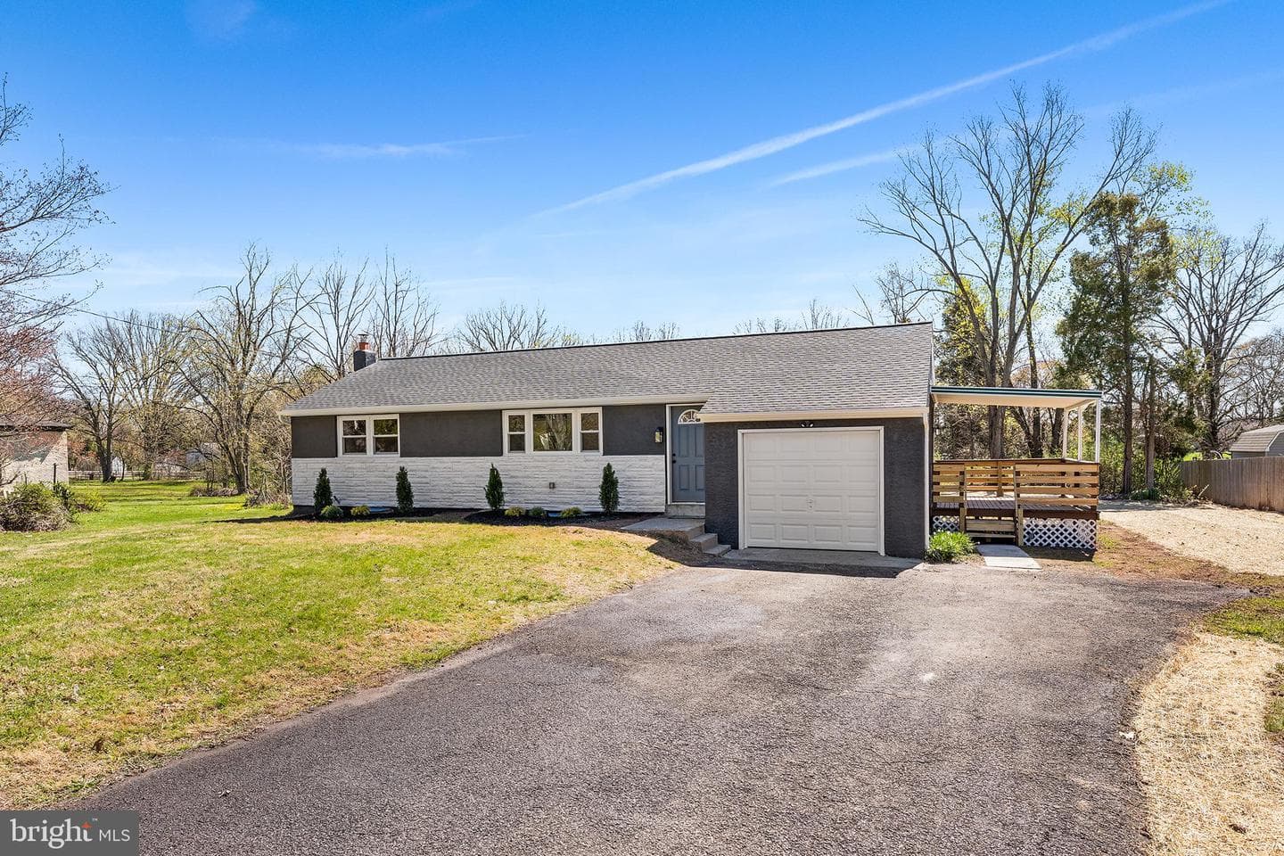 546 Heiser Road photo 2